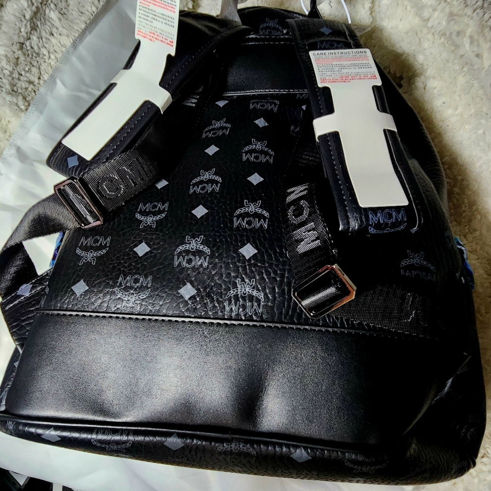 MCM stark Studded Backpack Nwt Still Has Blue  Protective Film Never Used - Picture 3 of 12